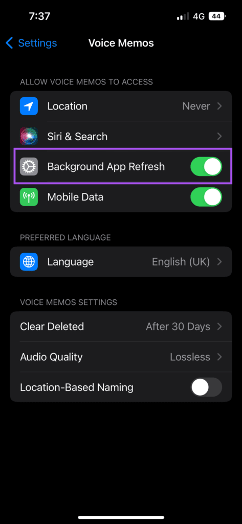 background-app-refresh-voice-memos-iphone-473x1024-1 أفضل 5 طرق لإصلاح عدم تسجيل الصوت في تطبيق Voice Memos على iPhone