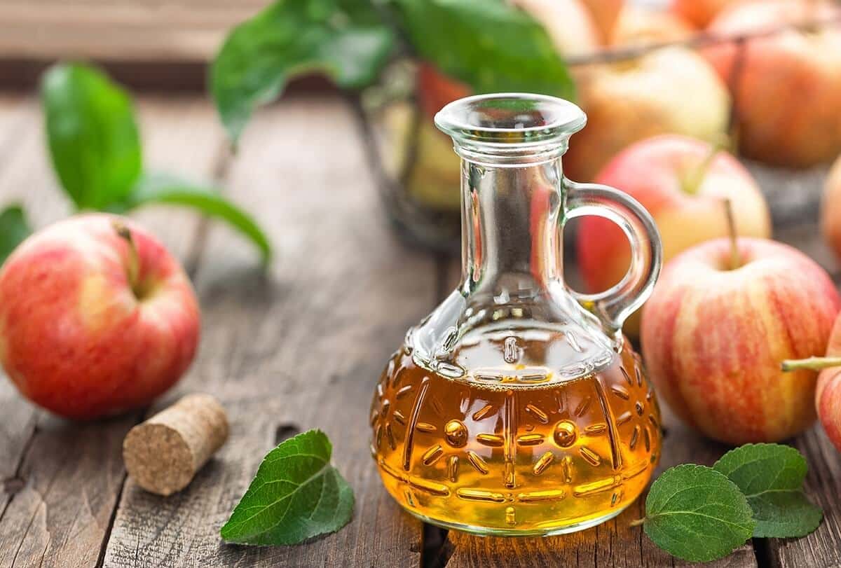 10 علاجات منزلية للثآليل التناسلية وكيفية استخدامها - skin-beauty home remedies for genital warts feat 1200x811 - 10 علاجات منزلية للثآليل التناسلية وكيفية استخدامها