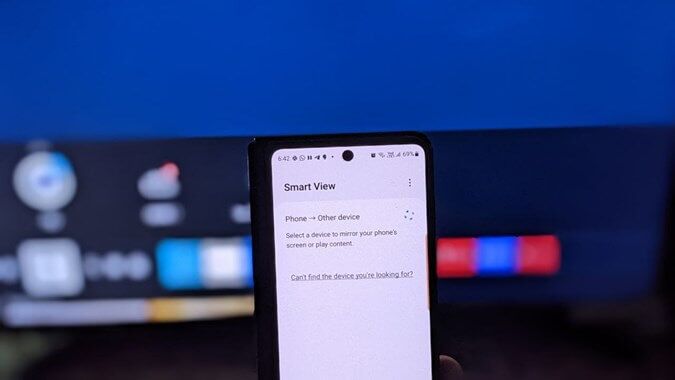 How-to-Connect-Phone-to-TV-675x380 أفضل 7 طرق لتوصيل Android أو iPhone بتلفزيون Samsung لاسلكيًا