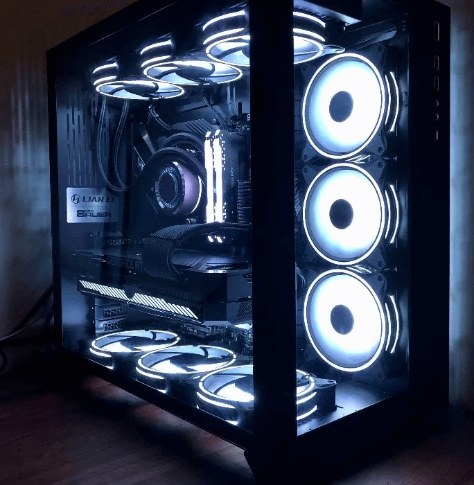 Build-gaming-pc-case.jpg 9 أشياء يجب مراعاتها قبل إنشاء جهاز كمبيوتر للألعاب