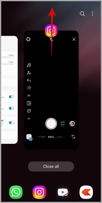 Close-Background-Apps-on-Android أفضل 9 طرق لإصلاح عدم عمل كاميرا WhatsApp على نظام Android