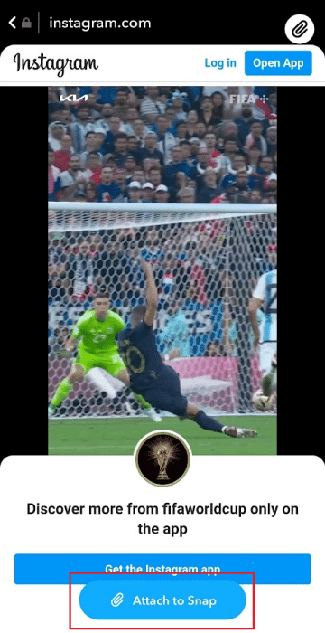 Tap-on-Attach-to-Snap-to-add-the-link-to-your-story-e1671455736712 كيفية إعادة نشر مقاطع فيديو Instagram على قصة Snapchat