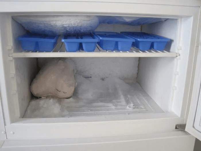 android-overheating-freezer.jpg إرتفاع حرارة جهاز Android؟ إليك كيفية تبريده