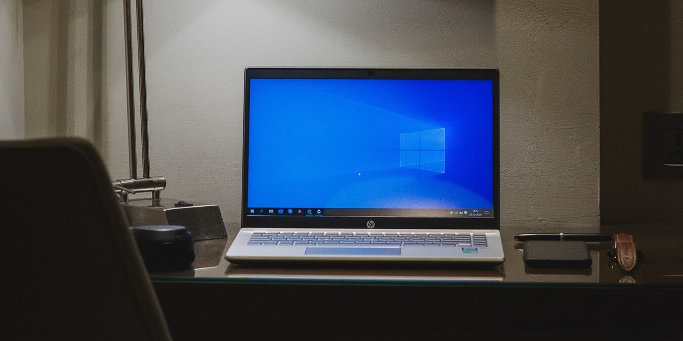 make-windows-11-look-like-10-featured كيفية جعل Windows 11 يبدو مثل Windows 10