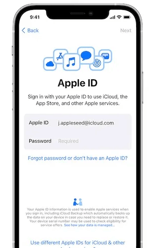 move-data-new-iphone-quick-start-appleID.jpg كيفية نقل البيانات إلى جهاز iPhone أو iPad جديد