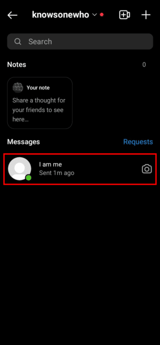 tap-on-the-chat-from-the-list-476x1024-1-e1671730856166 كيف ترى نشاط شخص ما على Instagram