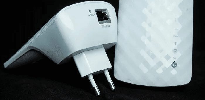 wireless-mesh-ethernet-over-powerline-extender-repeater-which-repeater.jpg شبكة لاسلكية، Ethernet-Over-Powerline، موسع "Extender"، مكرر "Repeater" - أيهما تحتاج؟