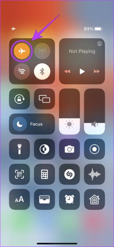 Enable-and-Disable-Airplane-mode-475x1024-1 أفضل 6 طرق لإصلاح عدم عمل البحث المرئي Visual Look Up على iPhone