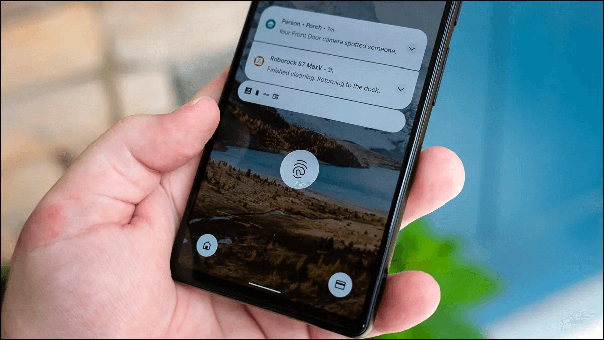 Google-Pixel-6as-fingerprint-sensor-icon-on-the-lock-screen مات حلم الماسحات الضوئية لبصمات الأصابع في الشاشة