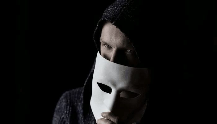 IP-Blocked-Hacker.jpg كيفية استكشاف الأخطاء وإصلاحها "تم حظر عنوان IP الخاص بك مؤقتًا"