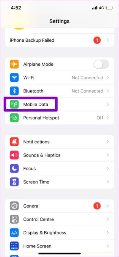 Mobile-Data-on-iPhone-2-474x1024-1 أفضل 8 طرق لإصلاح عدم اتصال YouTube بالإنترنت على Android و iPhone