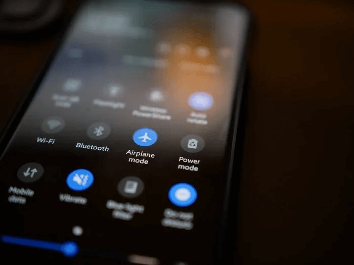 android-overheating-airplane-mode.jpg إرتفاع حرارة جهاز Android؟ إليك كيفية تبريده