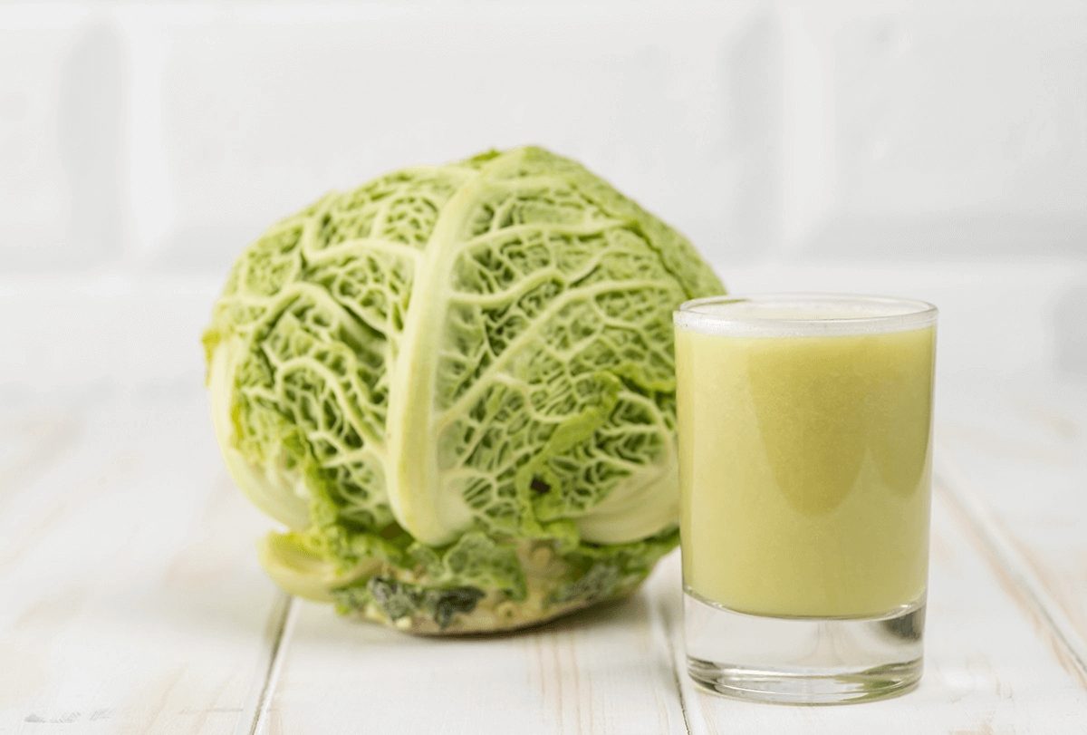 cabbage juice feat - هل يسبب عصير الملفوف الحموضة المعوية؟