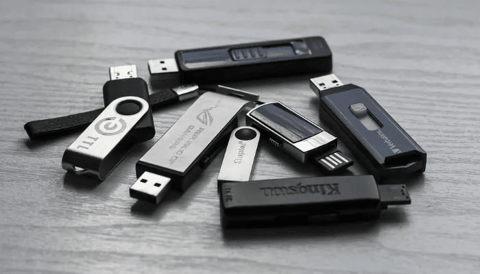 fat32-usb.jpg كيفية تهيئة محرك أقراص بتنسيق FAT32 في Windows