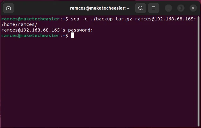 scp-transfer-linux-19-quiet-mode.png كيفية نقل الملفات بأمان في Linux باستخدام SCP