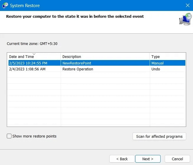 Registry-Backup-Restore-System-Restoring-to-Saved-Restore-Point.jpg كيفية عمل نسخة احتياطية من سجل Windows واستعادته
