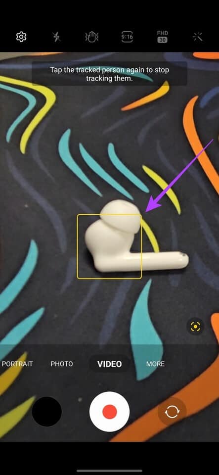 Samsung-Galaxy-S23-Camera-Tips-and-Tricks-Auto-Framing-for-Videos-Step-3 أفضل 10 نصائح وحيل لكاميرا Samsung Galaxy S23 و Galaxy S23 +