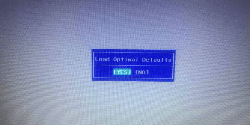 confirm-factory-reset-bios-800x400.jpg كيفية إصلاح خطأ WHEA غير القابل للتصحيح في Windows