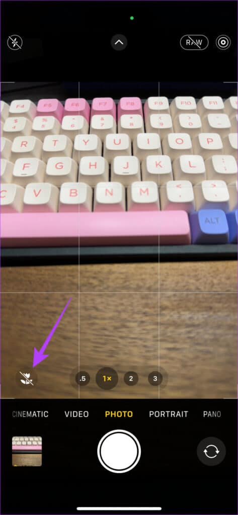 iphone-macro-mode-6-1-473x1024-1 كيفية منع كاميرا iPhone من التبديل تلقائيًا إلى وضع الماكرو
