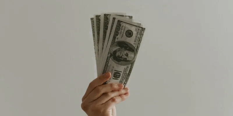 Apple-Refund-Cash-800x400.jpeg كيفية المطالبة باسترداد الاموال من Apple عند عملية شراء وسائط خاطئة