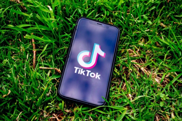 What-Happens-When-You-Clear-Your-Cache-on-TikTok_4d470f76dc99e18ad75087b1b8410ea9-768x512-1 كيفية حذف حساب TikTok بشكل دائم باستخدام الهاتف المحمول أو الكمبيوتر الشخصي