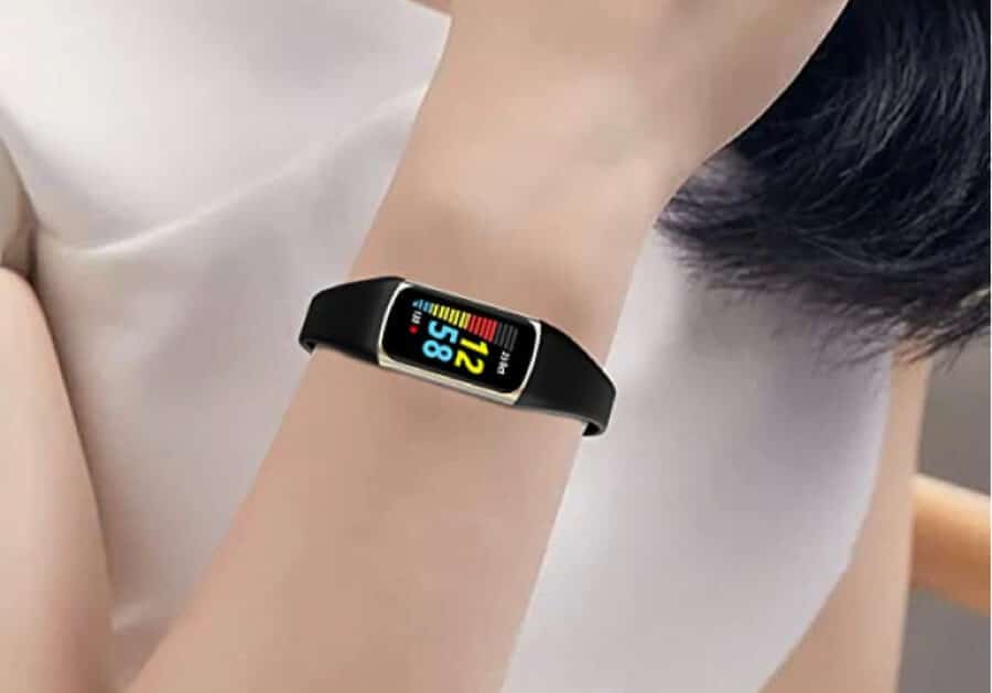 surundo-Fitbit-Charge-5-Bands أفضل 7 أحزمة Fitbit Charge 5: سوار من سيليكون ومن معدن ومن نايلون والمزيد