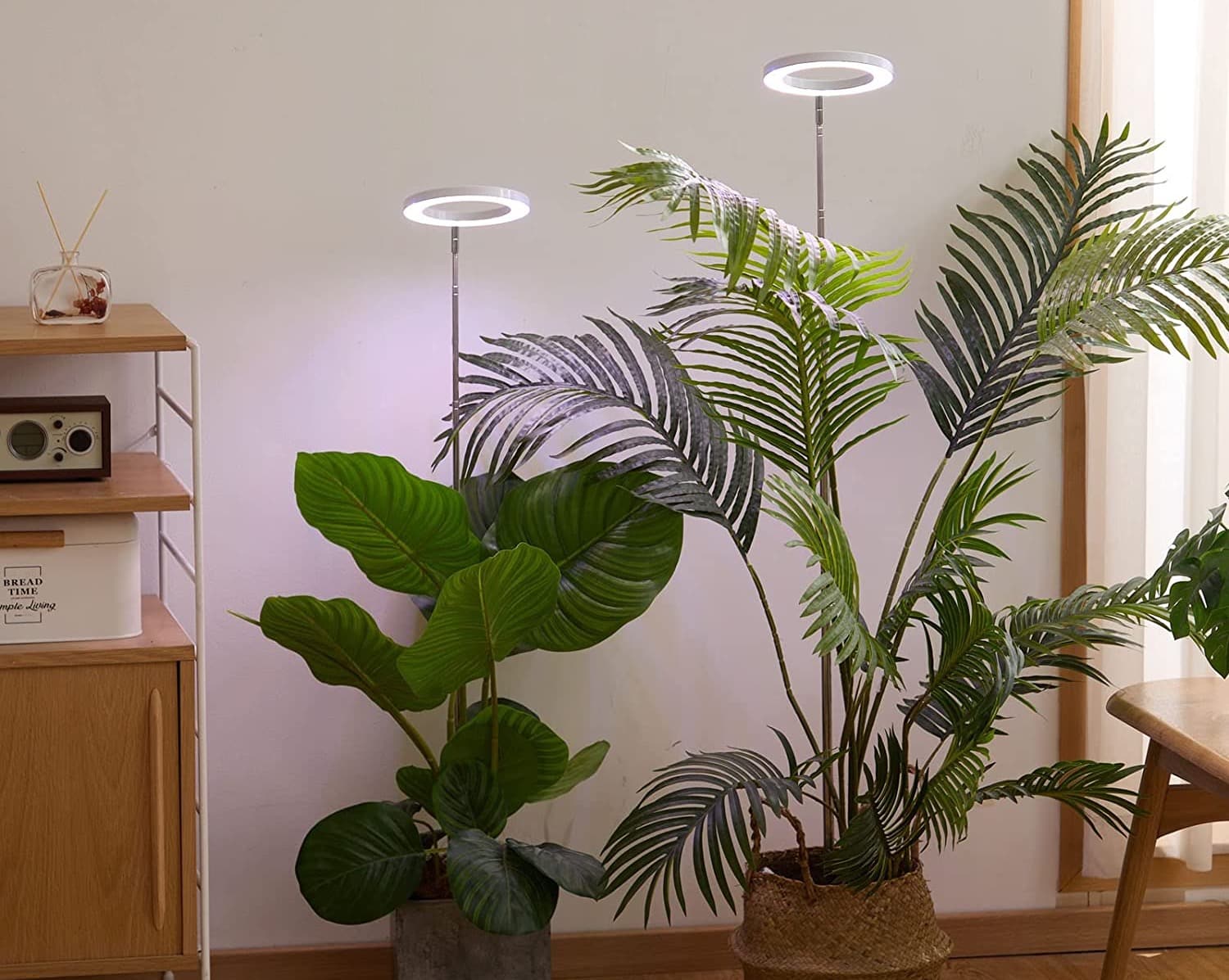yadoker-Grow-LED-Lights أفضل 6 مصابيح LED لإضافة رونق على النباتات الداخلية