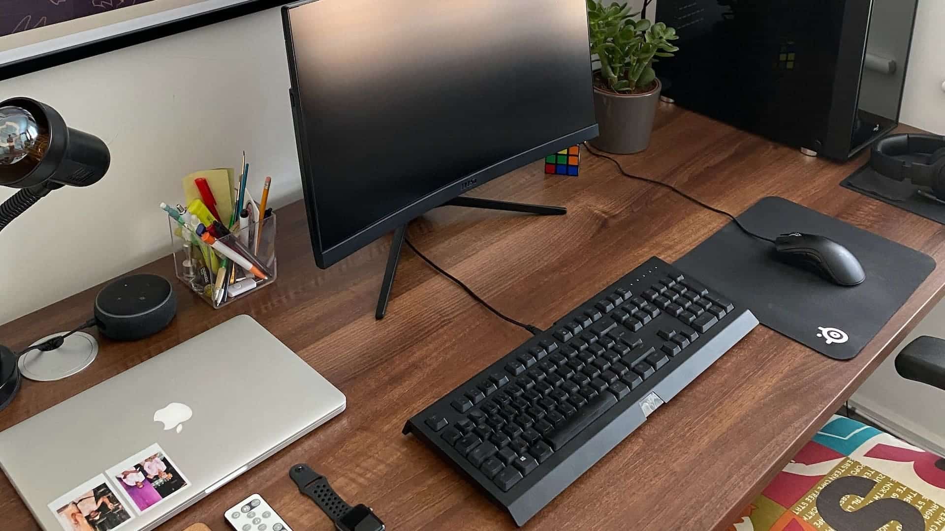 A-desktop-computer أفضل 7 طرق لإصلاح فتح قائمة البحث بشكل عشوائي في Windows 11