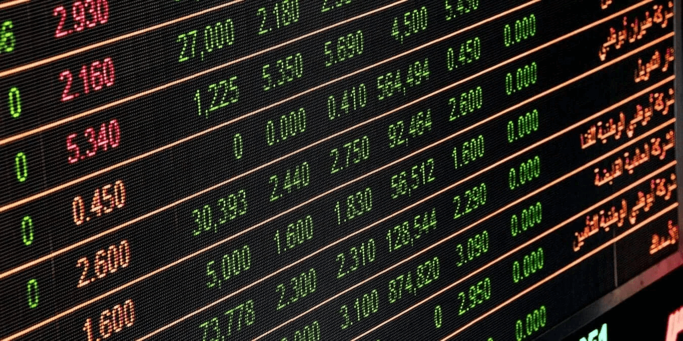 Finance-Stocks-Pixabay.jpg-1 كيفية تتبع الأسهم في Google Sheets