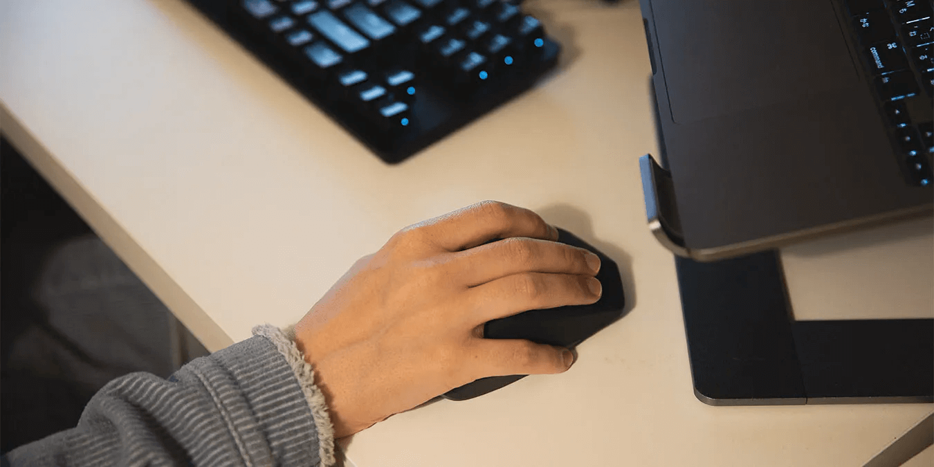 How-to-Limit-Application-CPU-Usage-In-Windows.jpg كيفية الحد من استخدام وحدة المعالجة المركزية للتطبيق في Windows