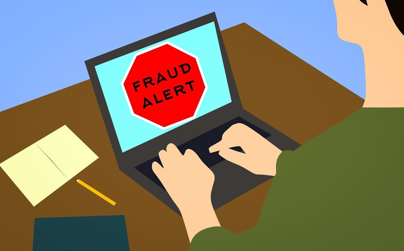 Is-Your-Phone-Hacked-12_4d470f76dc99e18ad75087b1b8410ea9 هل تم اختراق هاتفك؟ الدليل الكامل لحماية بياناتك على الهاتف