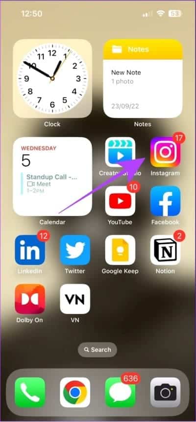 Press-and-hold-the-app-475x1024-1 10 طرق سهلة لإصلاح "هذه القصة غير متوفرة" على Instagram