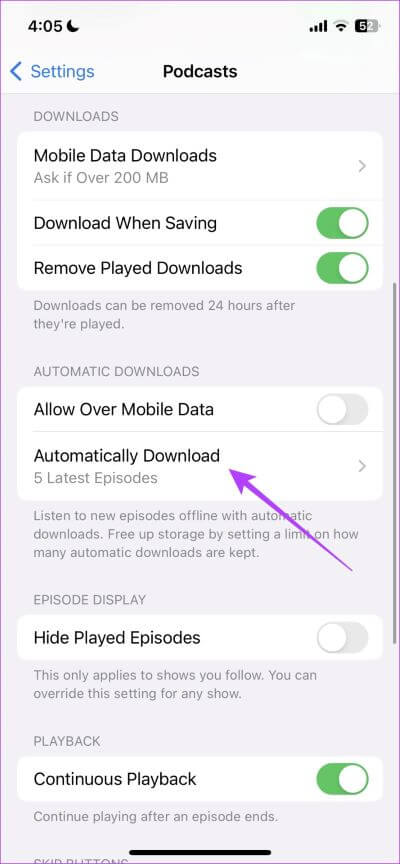 Tap-on-automatically-download كيفية إيقاف تطبيق Podcasts من تنزيل العروض تلقائيًا على iPhone و iPad و Mac