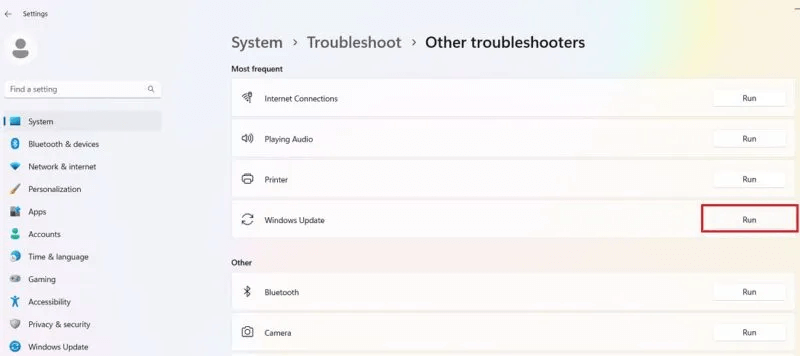 Windows-Update-Stuck-Run-Other-Troubleshooters-Windows11-800x356.jpg 7 طرق لإصلاح توقف Windows Update
