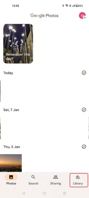 Google-Photos-on-OnePlus-8-300w-667h.jpg كيفية طباعة الرسائل النصية من هاتف Android