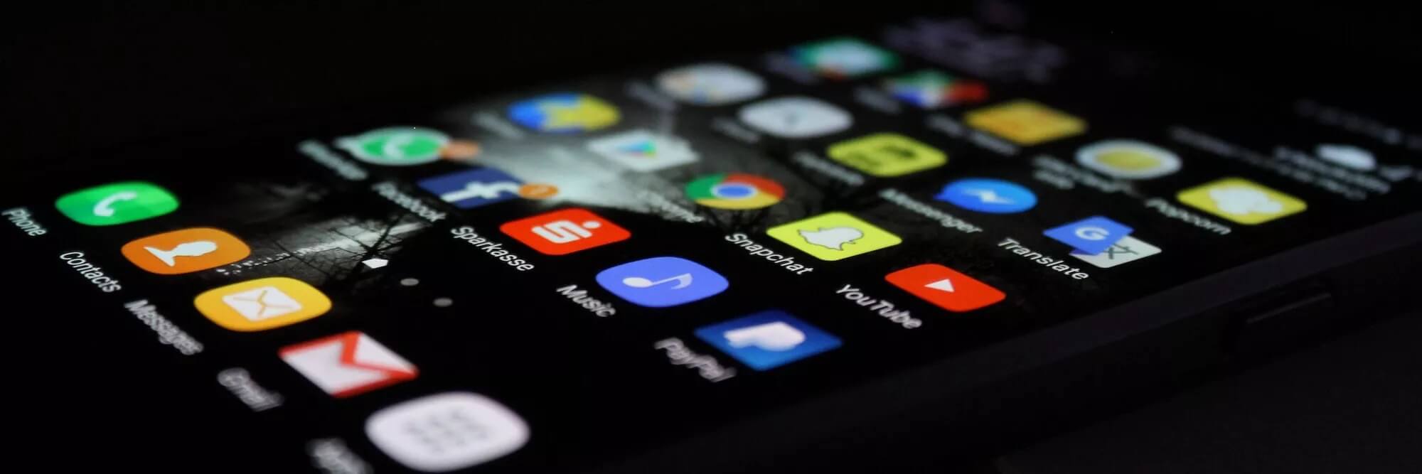 Android15header-7e9f9714ffdd465f986995200456c9b9 Android 15: الأخبار والسعر المتوقع (مجانًا) وتاريخ الإصدار والميزات والإشاعات الأخرى