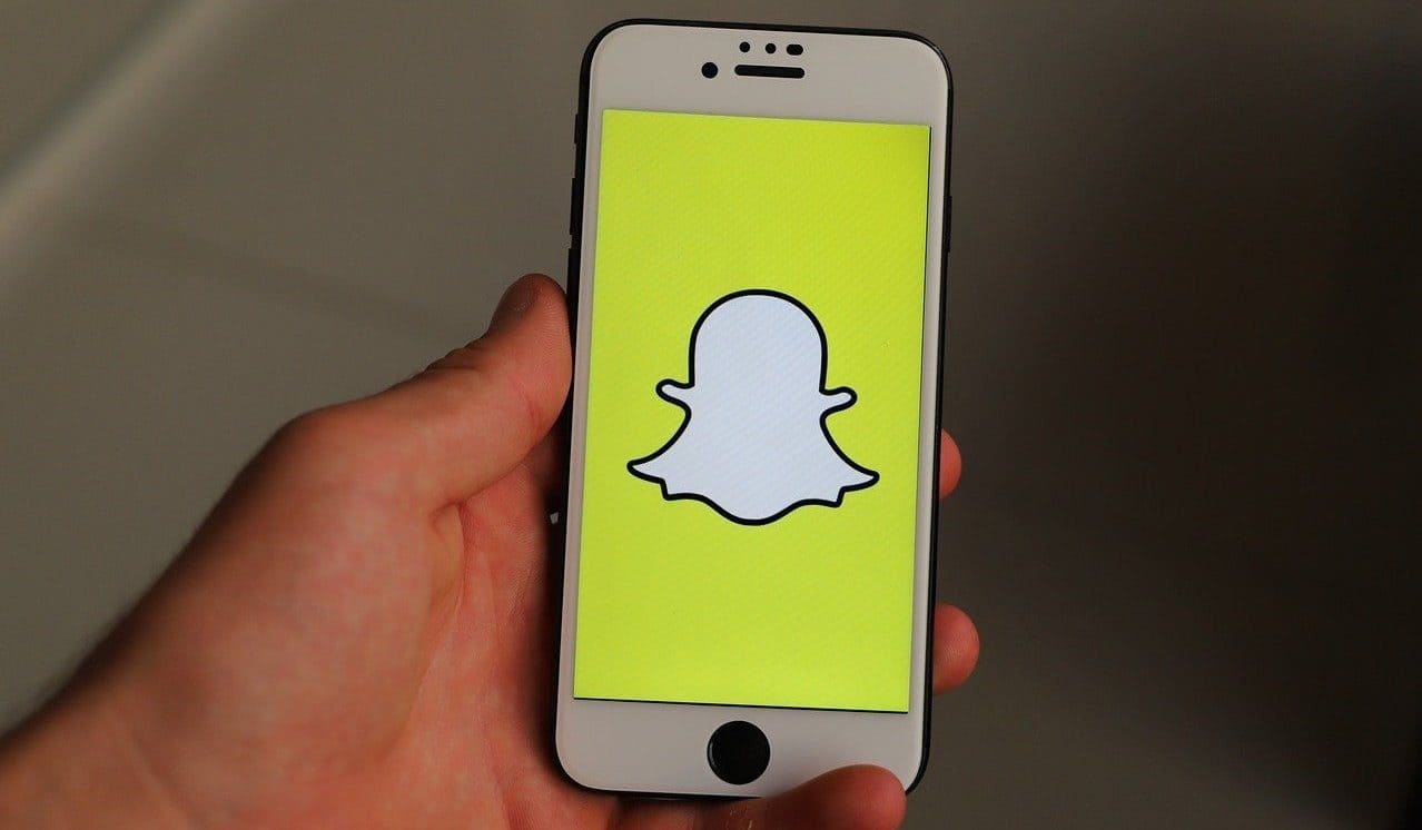 Can-You-Connect-Instagram-to-Snapchat كيفية مشاركة منشور Instagram على قصة Snapchat