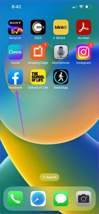 open-facebook-in-iphone-711x1536-1 كيفية إنشاء قائمة الأشخاص المقيدين على فيسبوك