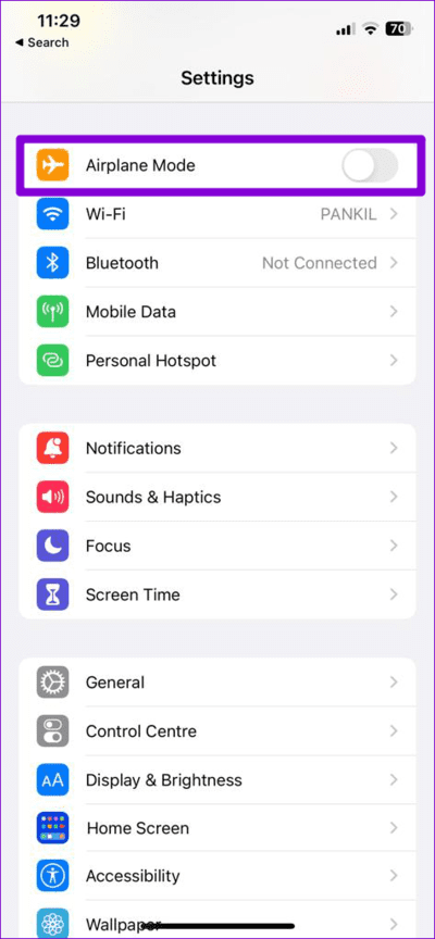Enable-or-Disable-Airplane-Mode-on-iPhone أفضل 9 طرق لاستعادة نقطة الاتصال الشخصية المفقودة على iPhone