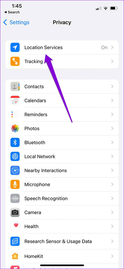 Location-Services-on-iPhone-1 أفضل 5 إصلاحات لعدم عمل الوضع الداكن في Apple Maps على iPhone و Mac