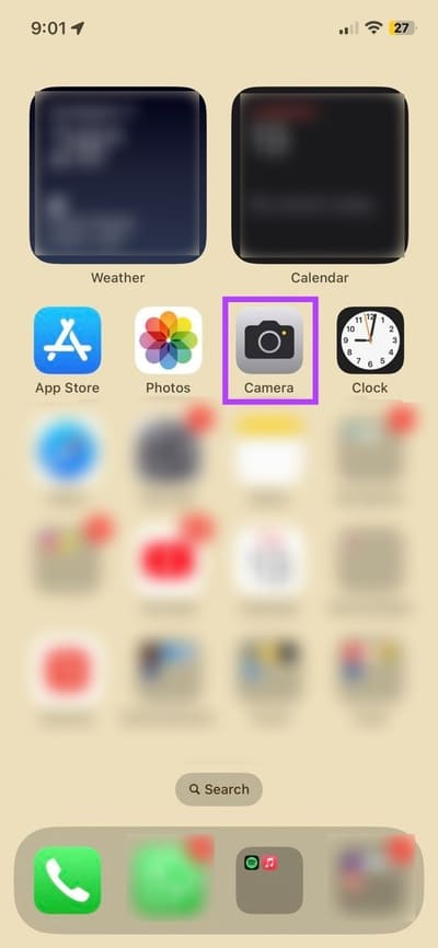 Why-Is-There-a-Black-Spot-on-iPhone-Camera-and-Can-You-Fix-It-3 لماذا توجد بقعة سوداء على كاميرا iPhone وهل يمكنك إصلاحها