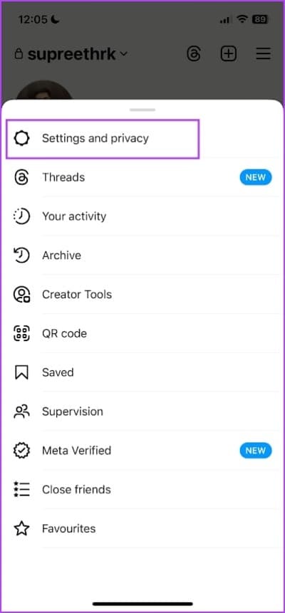 Tap-on-Settings-and-Privacy كيفية إصلاح ظهور "نقيد نشاطًا معينًا لحماية مجتمعنا" على Instagram