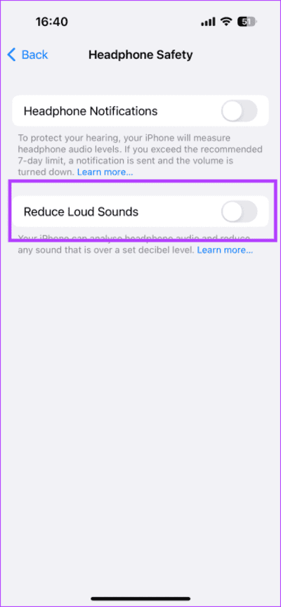 Turn-off-the-toggle-for-Reduce-Loud-Sounds 9 طرق لإصلاح مشكلة انخفاض مستوى صوت Apple Music على iPhone