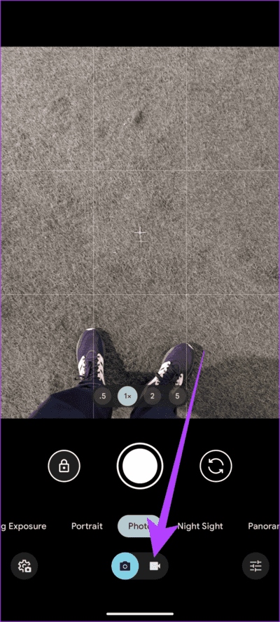 1.-switch-to-Video-mode-by-tapping-on-the-camcorder-icon-692x1536-1 كيفية استخدام Video Boost على Pixel 8 Pro