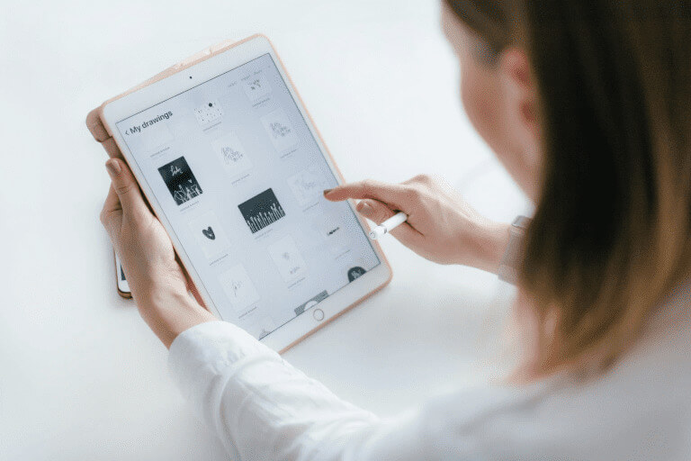 image-305-768x512-1 7 طرق لإصلاح Ghost Touch أو Typing على iPad