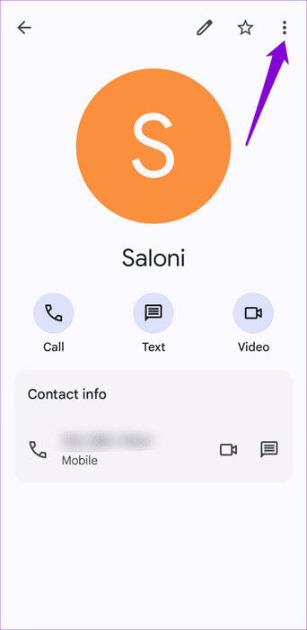 Contact-on-Android-500x1024-1 أفضل 6 إصلاحات لعدم إظهار أسماء جهات الاتصال للمكالمات الواردة على Android
