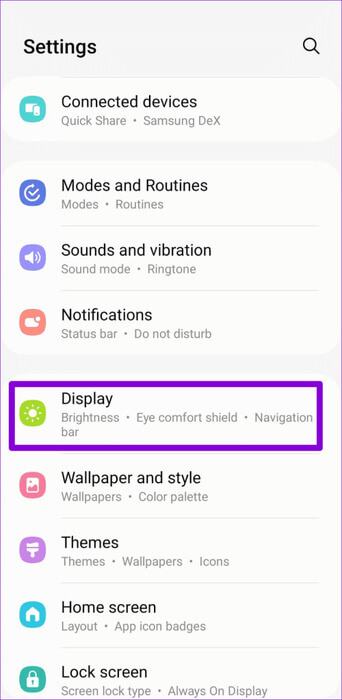 Display-Settings-on-Android-500x1024-1 أفضل 7 إصلاحات لمشكلة ظهور الشاشة البيضاء في Snapchat على Android وiPhone