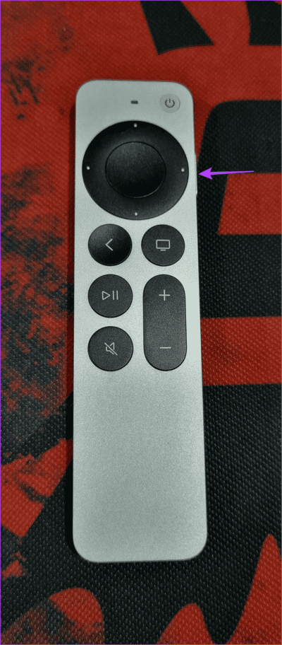 Long-press-Siri-button كيفية إيقاف تشغيل Apple TV باستخدام جهاز التحكم عن بعد أو بدونه