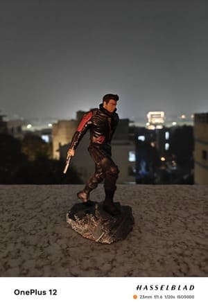 Lowlight-4-OnePlus-12-Review-Camera-Samples-768x1134-1 مراجعة OnePlus 12: المعيار الجديد