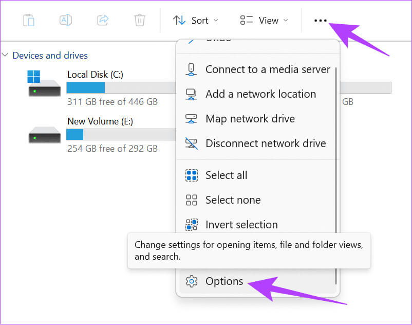 Click-the-three-dots-at-the-top-and-then-chooe-Options 6 طرق لإصلاح خطأ تلف سلة المحذوفات على Windows 11